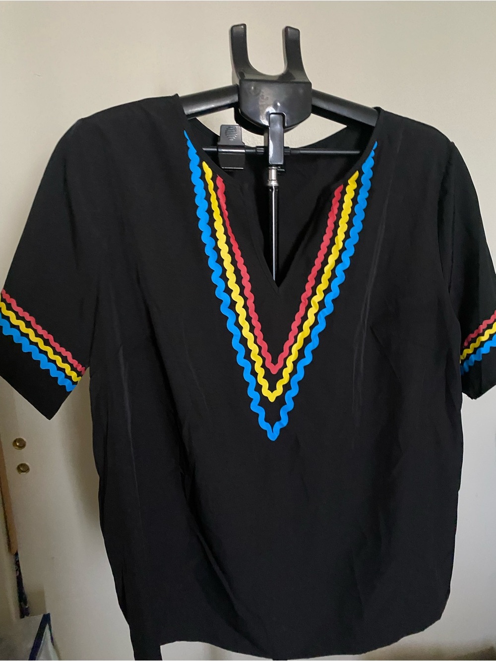SHEIN Black V-Neck Tunic with Blue, Yellow & Red Wavy Trim